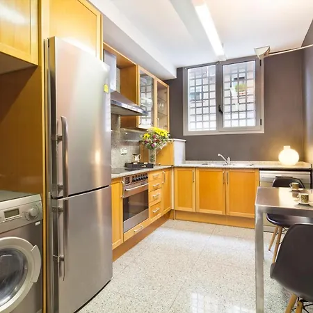 Mid-term In With Swimming Pool Apartment