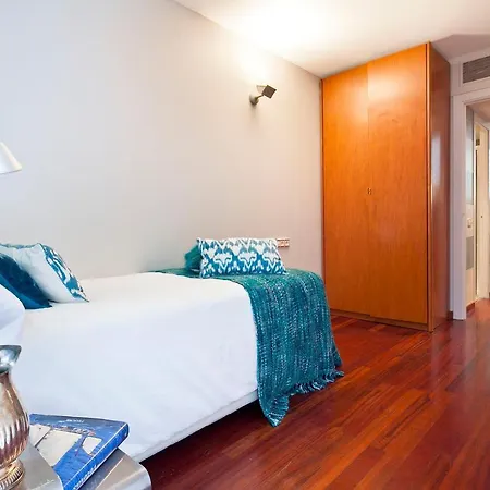 Mid-term In With Swimming Pool Apartment *