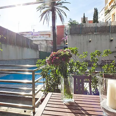 Mid-term In With Swimming Pool Apartment